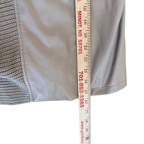 Chico's Jacket Women's Sz 3 16/18 Taupe Faux Leather Knit Collar Trim Lined Soft - Picture 7 of 10